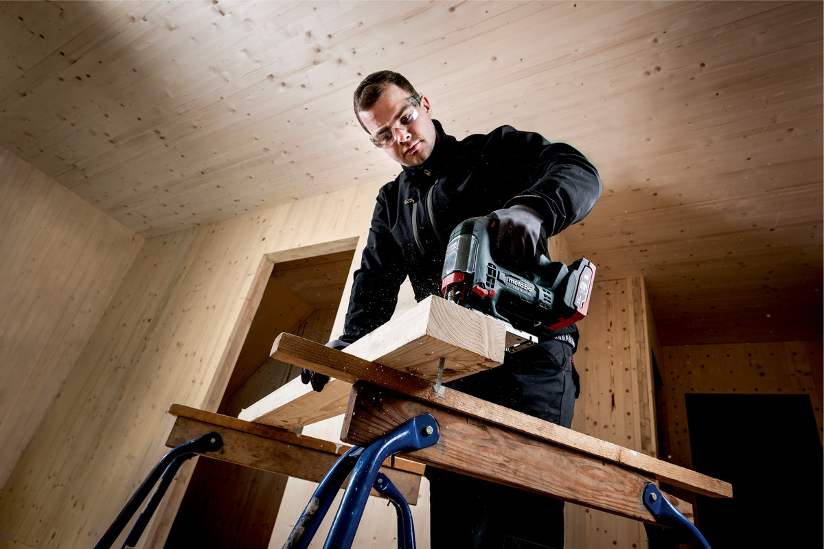Электролобзик Metabo